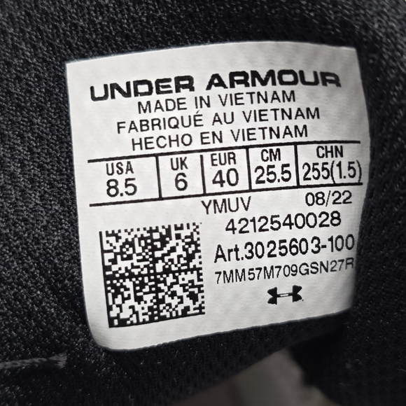 Under Armour Basketball Shoes Women's White/Gray 3025603-100 Size 8.5 Pre-owned - Picture 4 of 10